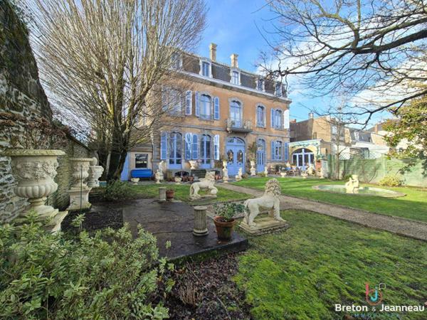 Hôtel particulier Belle Époque - Coeur historique de Mayenne