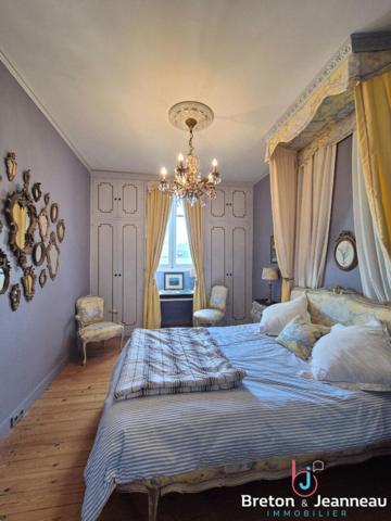 Hôtel particulier Belle Époque - Coeur historique de Mayenne