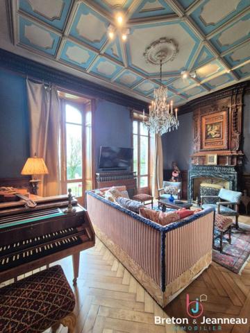 Hôtel particulier Belle Époque - Coeur historique de Mayenne