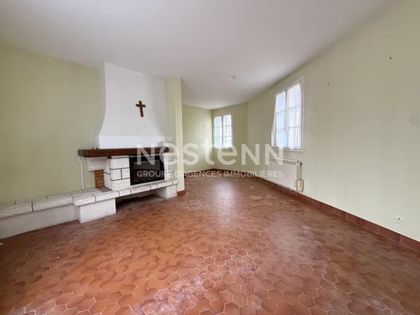 REMUNGOL EVELLYS- Maison de plain pied à vendre, 2 chambres et son jardinet