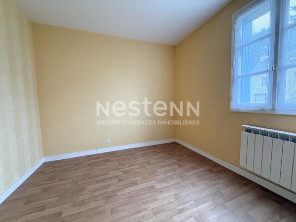 REMUNGOL EVELLYS- Maison de plain pied à vendre, 2 chambres et son jardinet