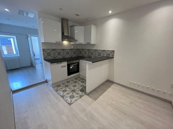 APPARTEMENT F2 MEUBLE A FAREMOUTIERS