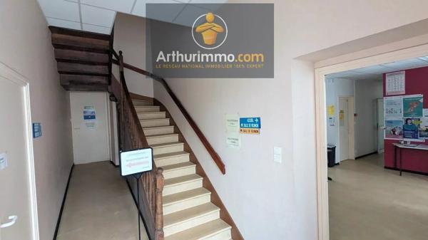 Vente                                                      Immeuble
                        
                                         600 m2                     à Josselin