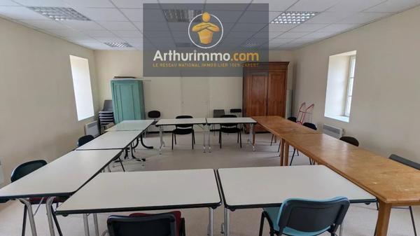 Vente                                                      Immeuble
                        
                                         600 m2                     à Josselin