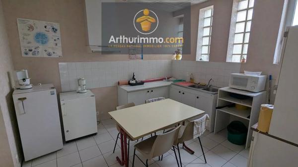 Vente                                                      Immeuble
                        
                                         600 m2                     à Josselin