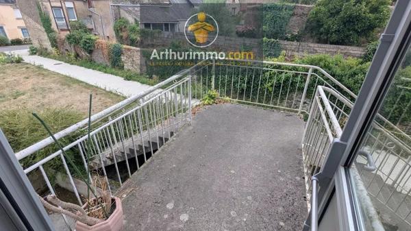 Vente                                                      Immeuble
                        
                                         600 m2                     à Josselin