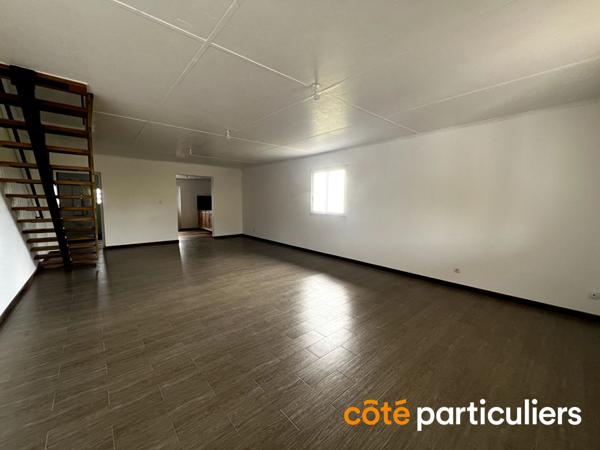 Location Appartement102 m² - 4 Pièces - SAINT PAUL (97422)