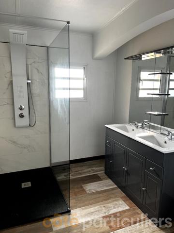 Location Appartement102 m² - 4 Pièces - SAINT PAUL (97422)