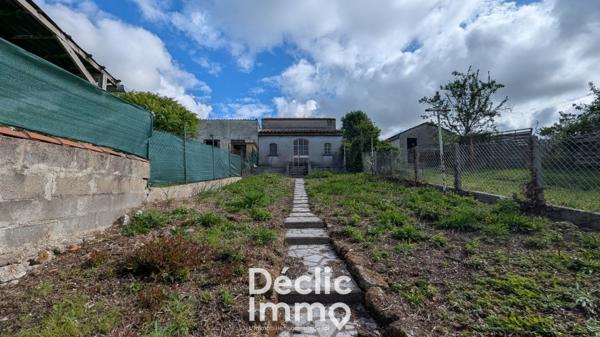 Vente maison mitoyenne Ruelle sur touvre, 56m² 3 pièces 69 800€ avec garage