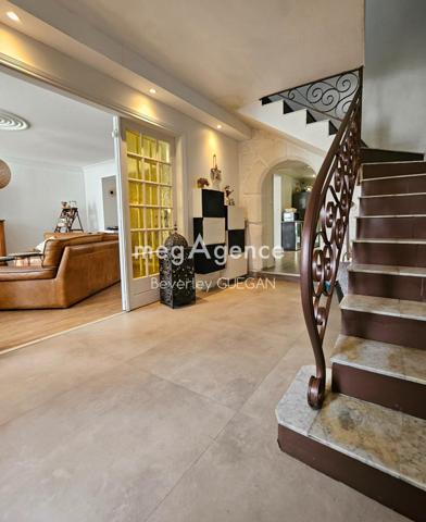 Maison à Pontrieux, 22260 - 5 pièces 145m²