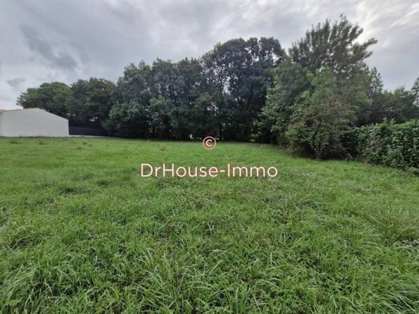 Terrain à vendre de 1 734 m²