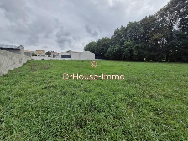 Terrain à vendre de 1 734 m²