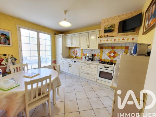 Maison à vendre 4 pièces 120 m² Châtellerault