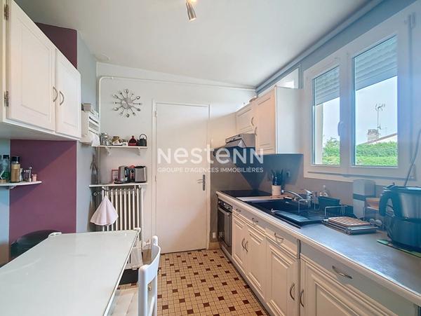 Maison de plain pied 3 chambres 95 m² à Vernouillet dans un quartier calme, écoles à pieds, terrain plat sans vis-à-vis, proche Gare de Dreux et N12