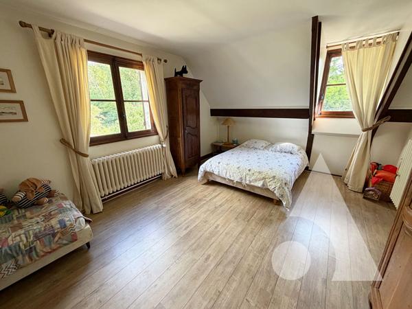 Maison 12 pièces 265.75 m2