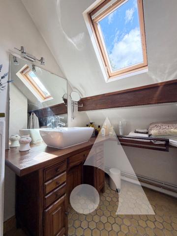 Maison 12 pièces 265.75 m2