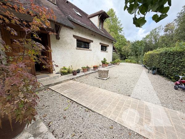 Maison 12 pièces 265.75 m2