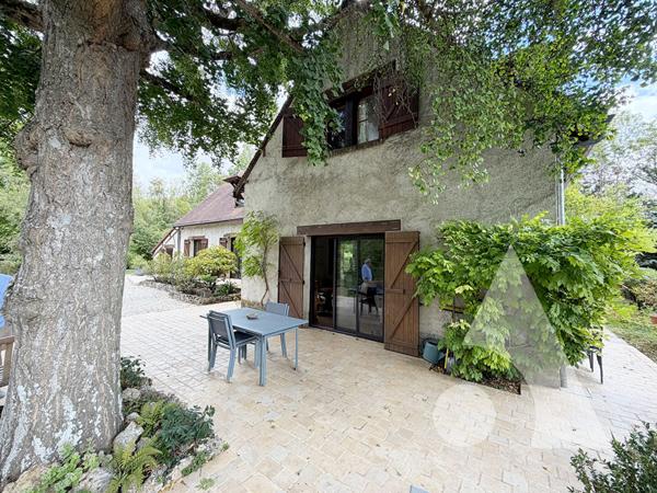 Maison 12 pièces 265.75 m2