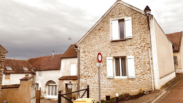 Annay-la-Côte (89200) Immeuble de rapport composé de 5 appartements au prix de 224 700 € F.A.I