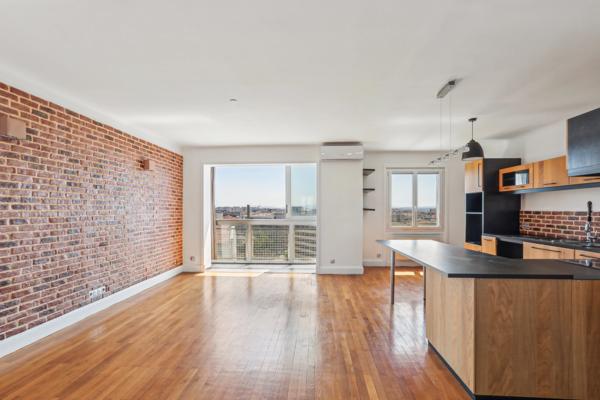 Beau T3 de 63m² avec loggia au dernier étage à Lyon 3è