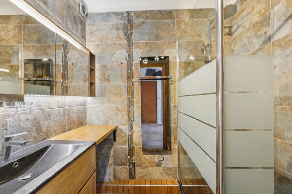 Beau T3 de 63m² avec loggia au dernier étage à Lyon 3è