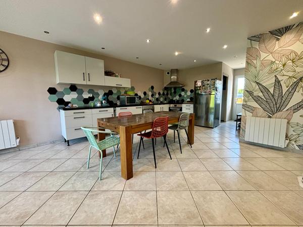 Maison de plain pied avec combles aménageables