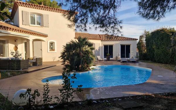 Maison à vendre    7 pièces •  Mèze