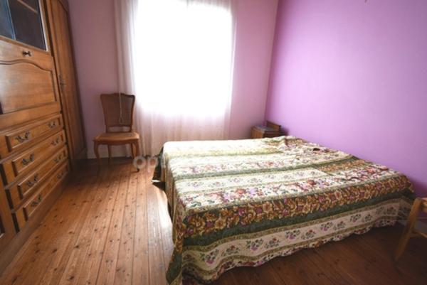 L'AIGUILLON SUR MER 85460 A 2 PAS DU MARCHE MAISON PLAIN PIED AVEC GITE ET DEPENDANCES SUR 994M² A BATIR