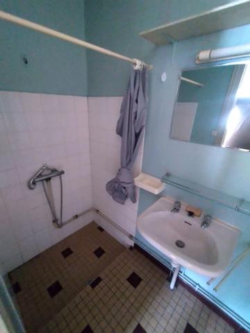 L'AIGUILLON SUR MER 85460 A 2 PAS DU MARCHE MAISON PLAIN PIED AVEC GITE ET DEPENDANCES SUR 994M² A BATIR