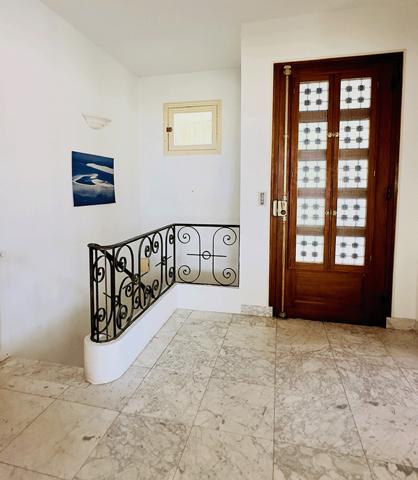 Cap Ferret, vue bassin & port de La Vigne, très belle villa d’architecte, 190 m2, 6 chambres, 6 salles d’eau, grand garage, grande piscine, sur belle parcelle de 1800 m2 environ