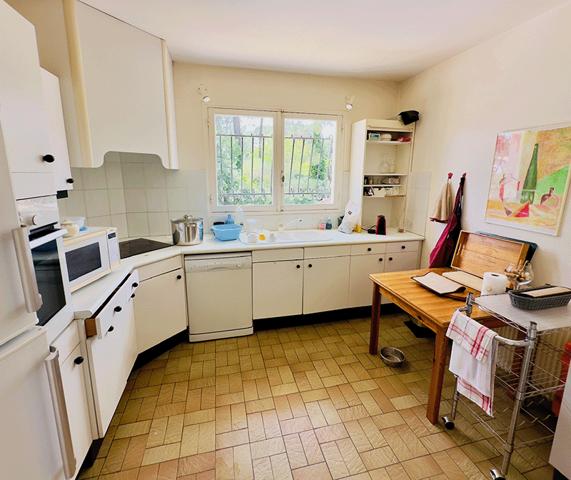 Cap Ferret, vue bassin & port de La Vigne, très belle villa d’architecte, 190 m2, 6 chambres, 6 salles d’eau, grand garage, grande piscine, sur belle parcelle de 1800 m2 environ