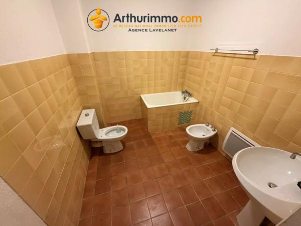 Location                                                      Studio
                        
                     1 pièces                      29 m2                     à Villeneuve-d'Olmes