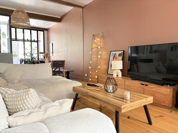 Maison moderne dans le centre historique, sans travaux