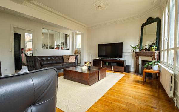 Maison à vendre    6 pièces • 170 m2 Le Raincy