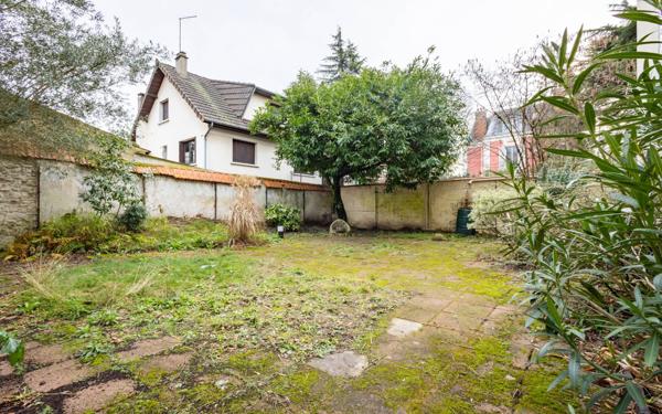 Maison à vendre    6 pièces • 170 m2 Le Raincy