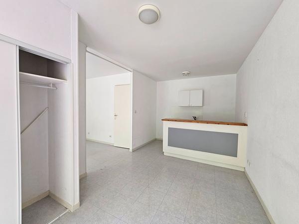 Appartement La Couronne 1 pièce(s) 27 m2