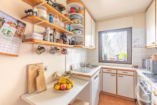 Appartement F5 à vendre  5 pièces - 102 m2 PARIS - 75014