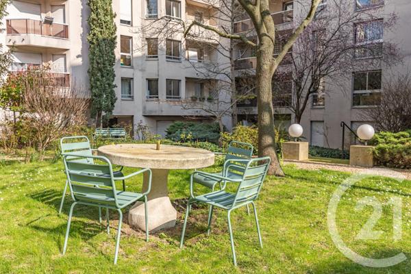 Appartement F5 à vendre  5 pièces - 102 m2 PARIS - 75014