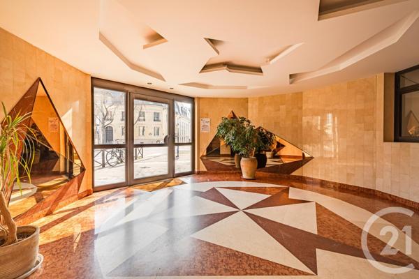 Appartement F5 à vendre  5 pièces - 102 m2 PARIS - 75014