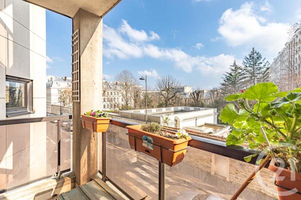 Appartement F5 à vendre  5 pièces - 102 m2 PARIS - 75014