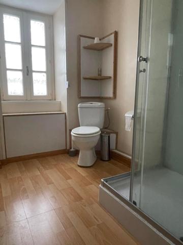 Immeuble à LACAPELLE-BARRES, 15230 - 355m²