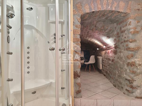 Ensemble immobilier : Maison + local 203 m2 centre Château Landon