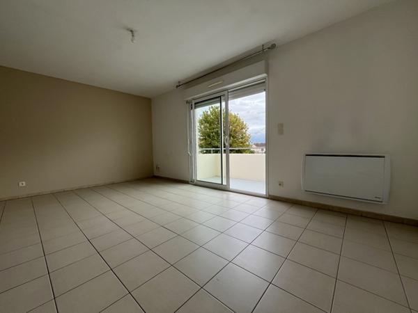 Appartement 145 800 € Tonnay-Charente 3 p 54,8 m² DPE D