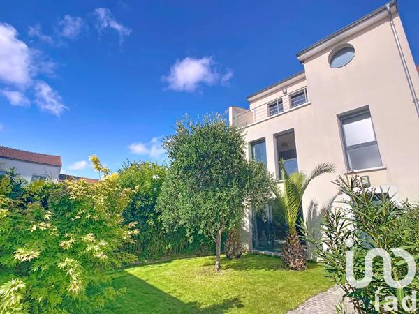 Maison à vendre 5 pièces 124 m² Colombes