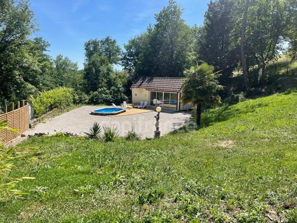 Maison de caractère avec piscine sur terrain arboré de 2452 m² JUGEALS NAZARETH (19)