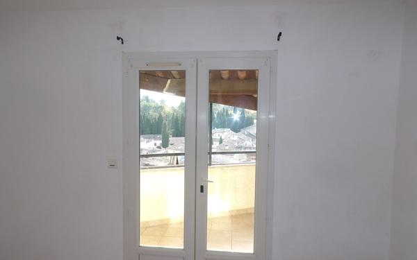 Maison à vendre    2 pièces • 64 m2 La Bastide-des-Jourdans