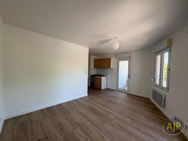 Location appartement Nantes : 445 € - AJP Immobilier Nantes Ouest