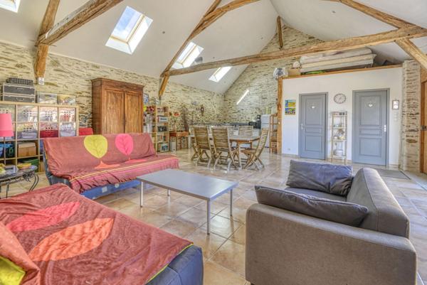 Vente Maison240 m² - 6 Pièces - THOUARE SUR LOIRE (44470)