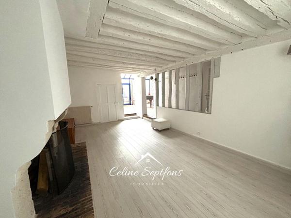 Maison familiale avec espace professionnel possible en Centre-ville de Linas