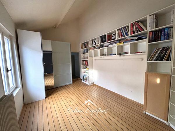 Maison familiale avec espace professionnel possible en Centre-ville de Linas
